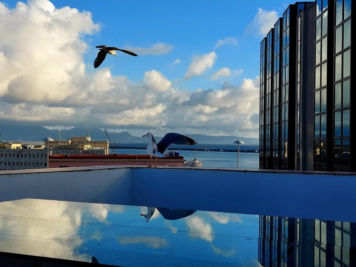Asteco E Cielo Apartamento Nápoles Exterior foto